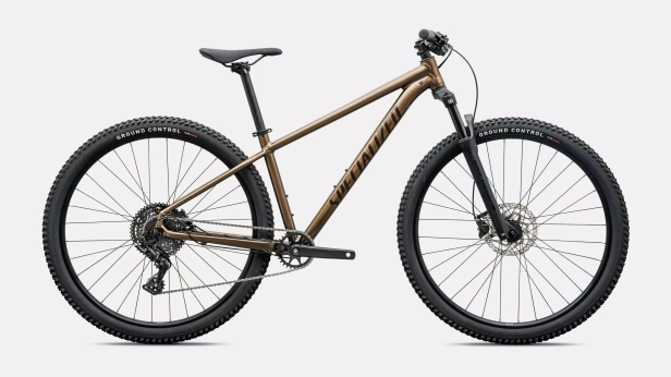 Specialized ROCKHOPPER SPORT KH - L, Gloss Burnt Gold Metallic / Stallion Metallic, 2027 